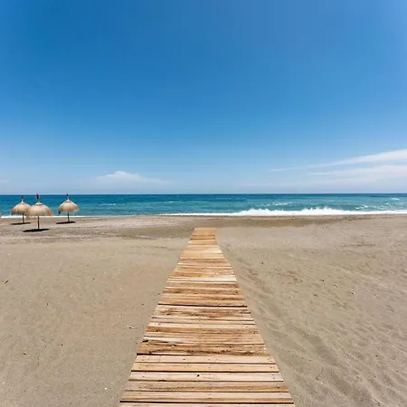 Daire Beachfront -don Juan Manilva *