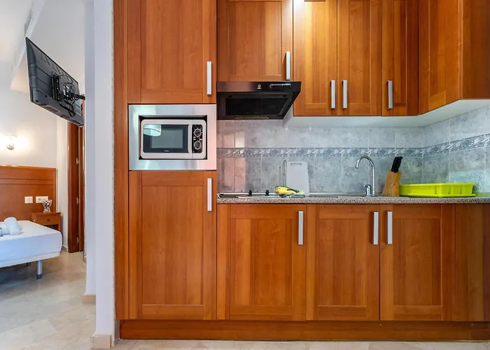 Beachfront -don Juan Manilva