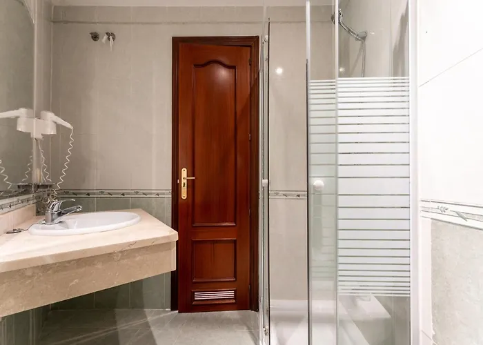 Beachfront -don Juan Manilva Apartment Estepona