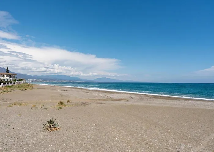 Beachfront -don Juan Manilva Apartment